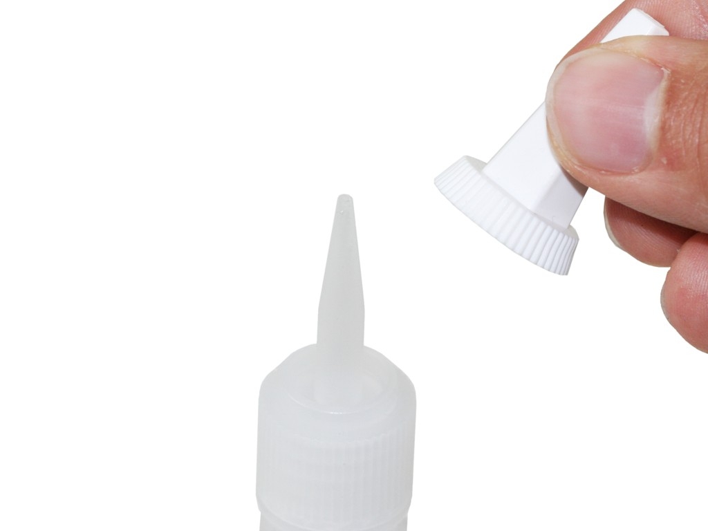 PE Bottle 10 ml + fastener with cap